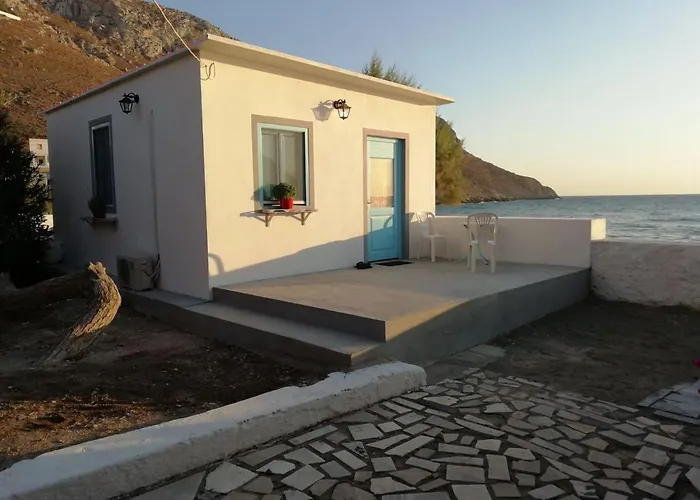 Paradise On The Kantouni بيت للعطل